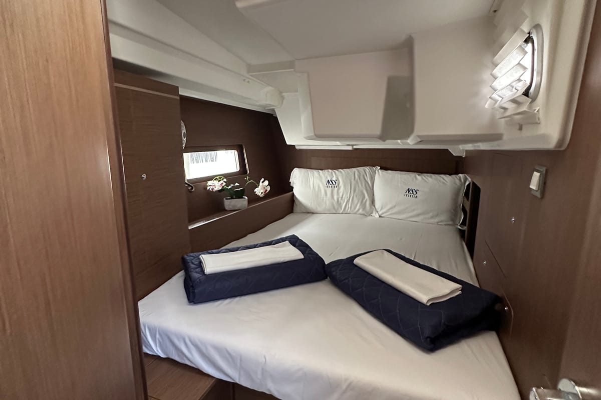 Cabin on Moonraker, a Beneteau Oceanis 46.1 sailboat at Olbia, Italy
