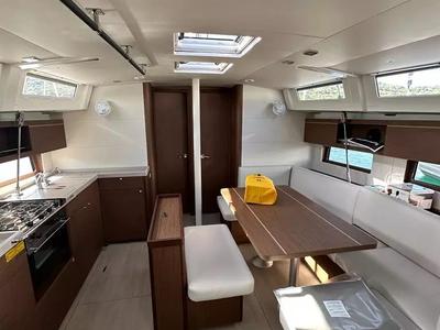 Salon of Moonraker, a Beneteau Oceanis 46.1 sailboat at Olbia, Italy