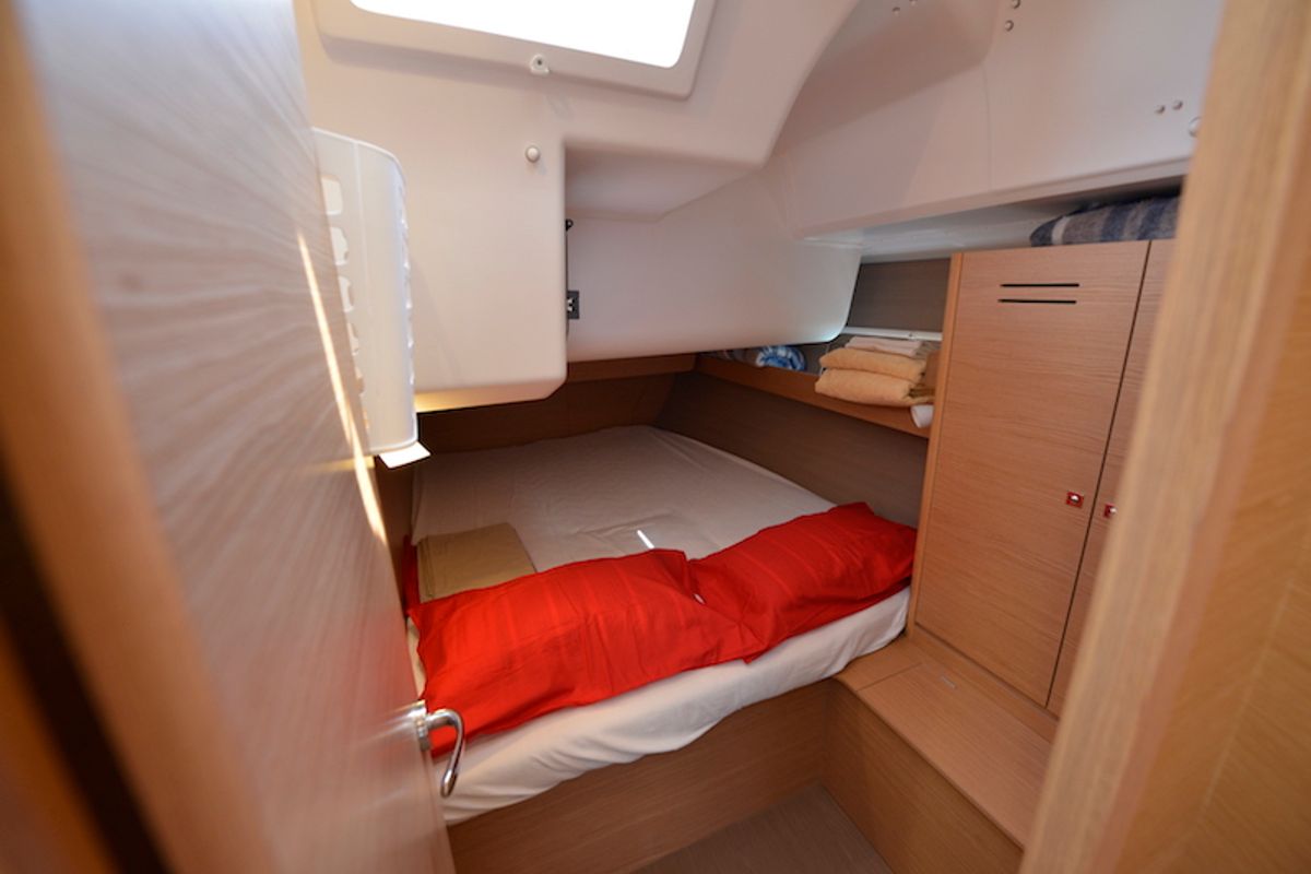 Cabin on Podere Sapaio, a Dufour 460 GL sailboat at Cecina, Italy