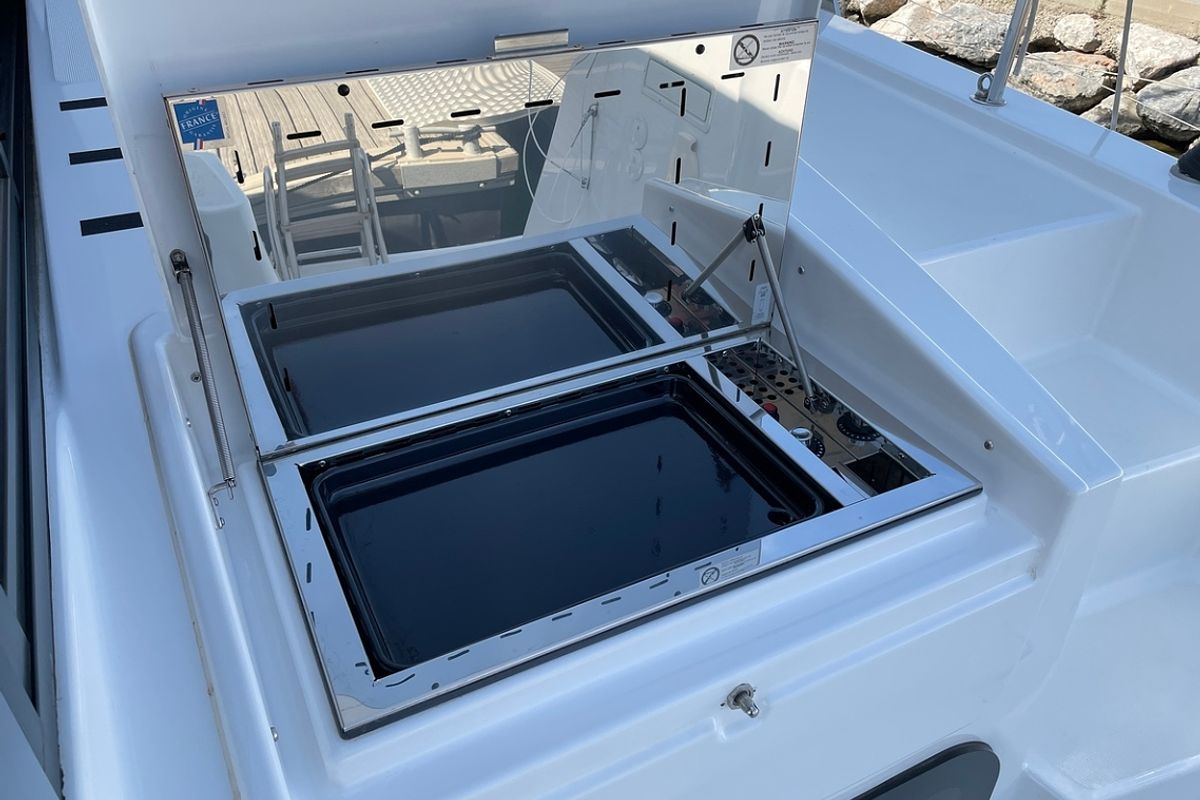 Noni, a Bali 4.6 catamaran at Lavreotiki Municipal Unit, Greece