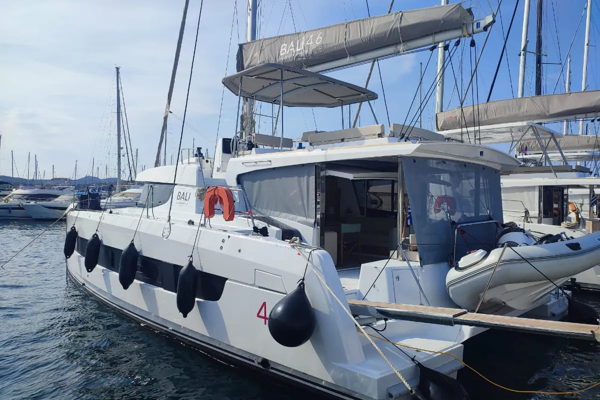 Exterior view of Noni, a Bali 4.6 catamaran at Lavreotiki Municipal Unit, Greece
