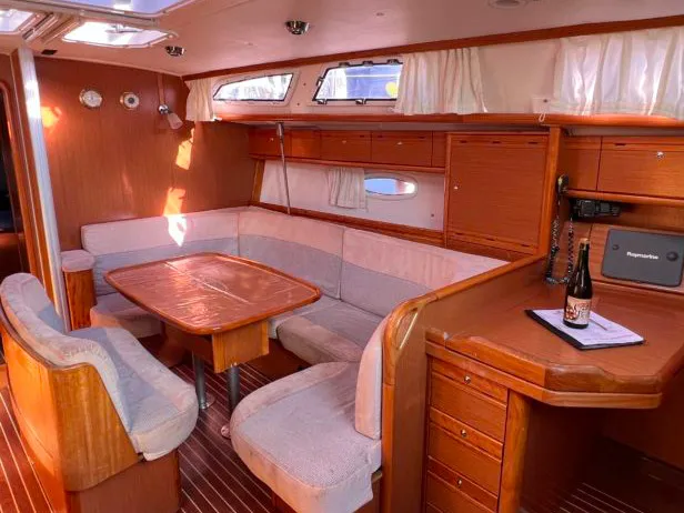 Salon of Arloup, a Bavaria Cruiser 40 sailboat at Port Navalo, France