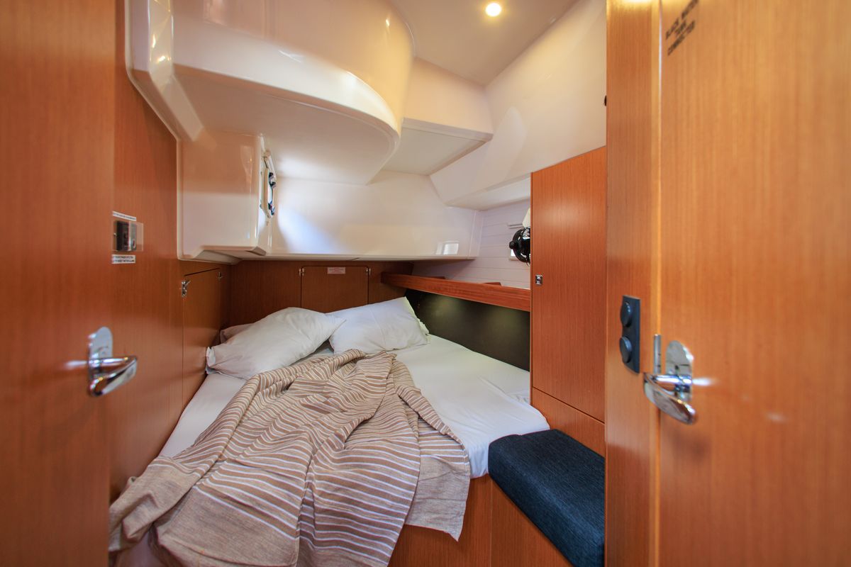 Cabin on Kyveli, a Bavaria Cruiser 46 sailboat at Athens, Greece