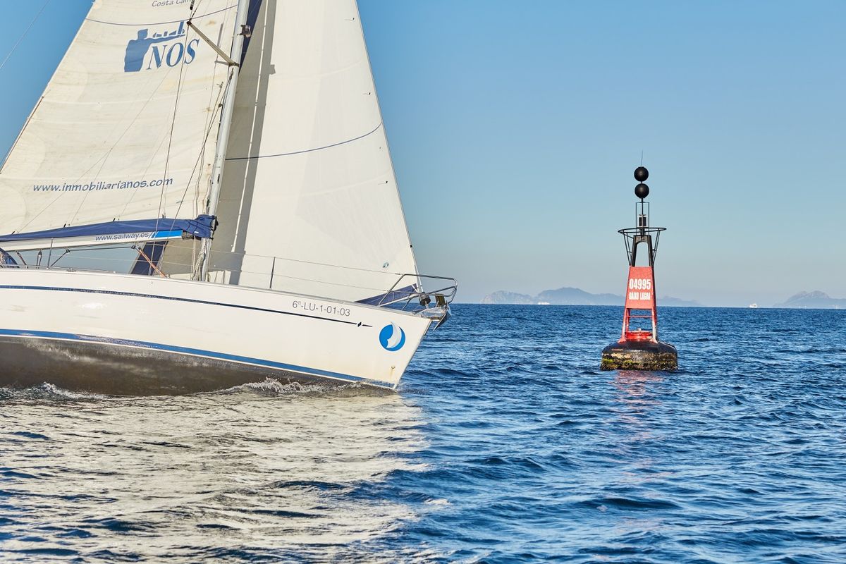 Exterior view of Pillabans, a Bavaria 38 sailboat at Vigo, Spain
