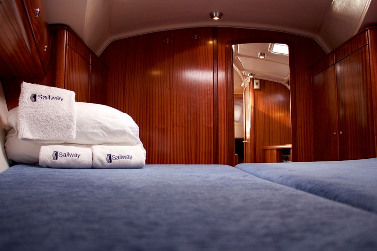 Cabin on Pillabans, a Bavaria 38 sailboat at Vigo, Spain