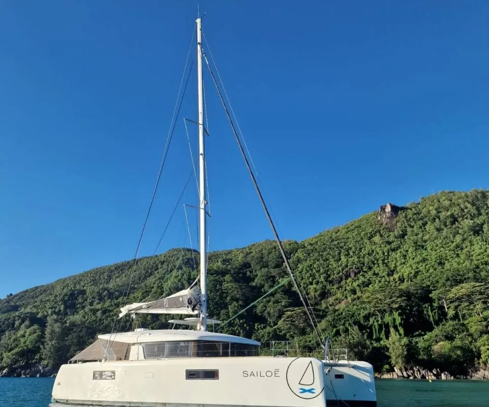Takamaka, a Lagoon Lagoon 52 catamaran at Bonifacio / Bunifaziu, France