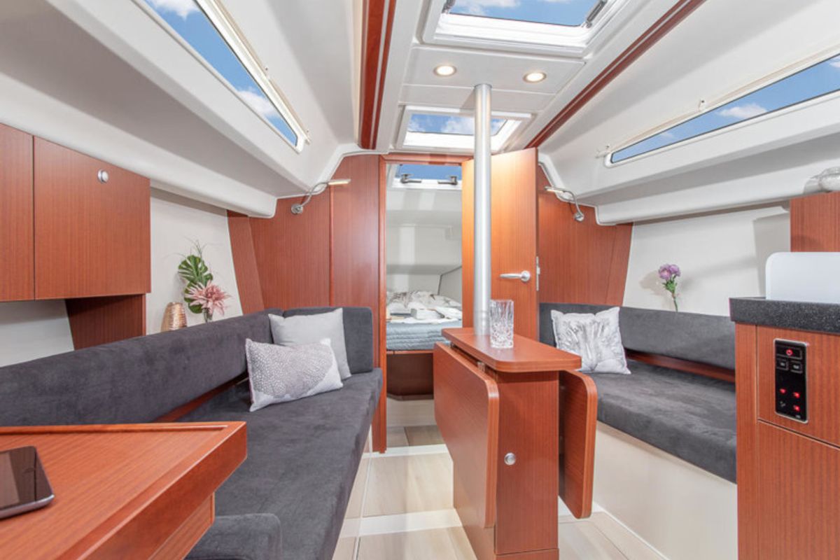 Salon of Waldi, a Hanse Yachts Hanse 315 sailboat at Altefähr, Germany