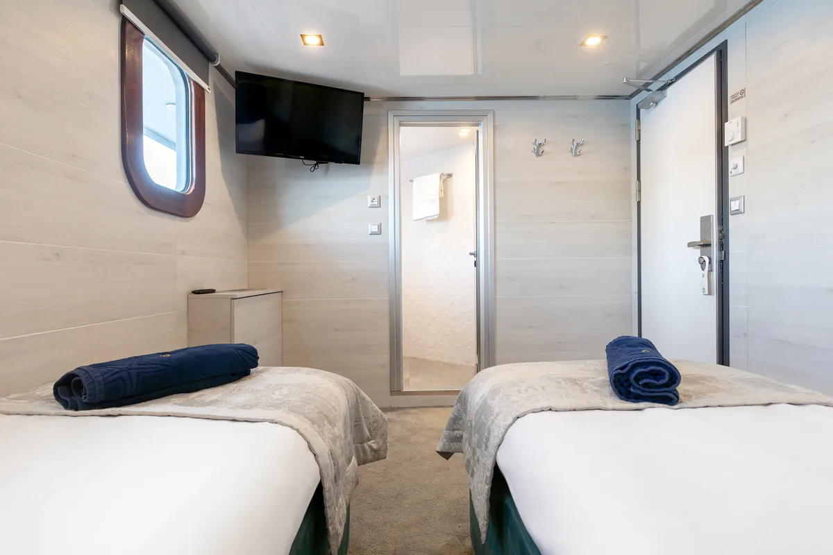 Cabin on Yolo, a Gulet Motoryacht yacht at Split, Croatia