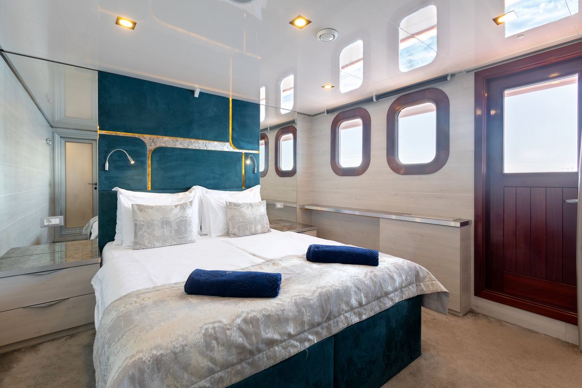 Cabin on Yolo, a Gulet Motoryacht yacht at Split, Croatia