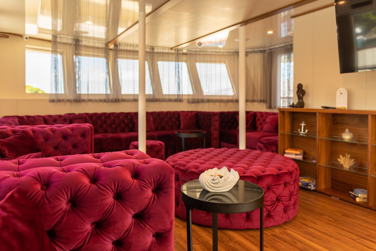 Salon of Yolo, a Gulet Motoryacht yacht at Split, Croatia