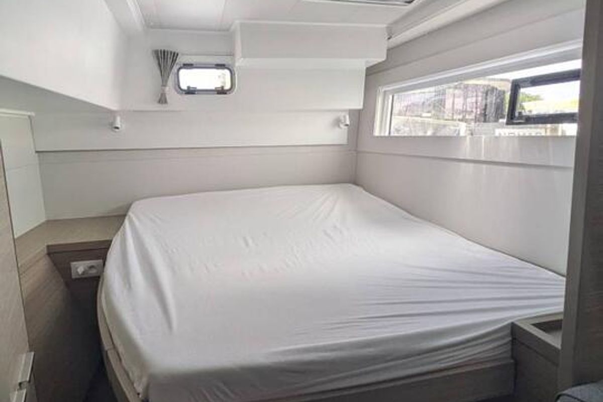 Cabin on Last One, a Lagoon 40 catamaran at Pointe-à-Pitre, France