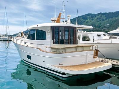 Exterior view of Menorquin 34 HT, a Sasga Yachts Menorquin 34 HT motorboat at Sitges, Spain