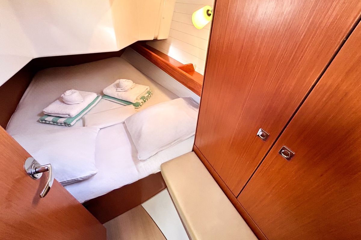 Cabin on Maverick , a Bavaria 34 sailboat at Road Town, British Virgin Islands