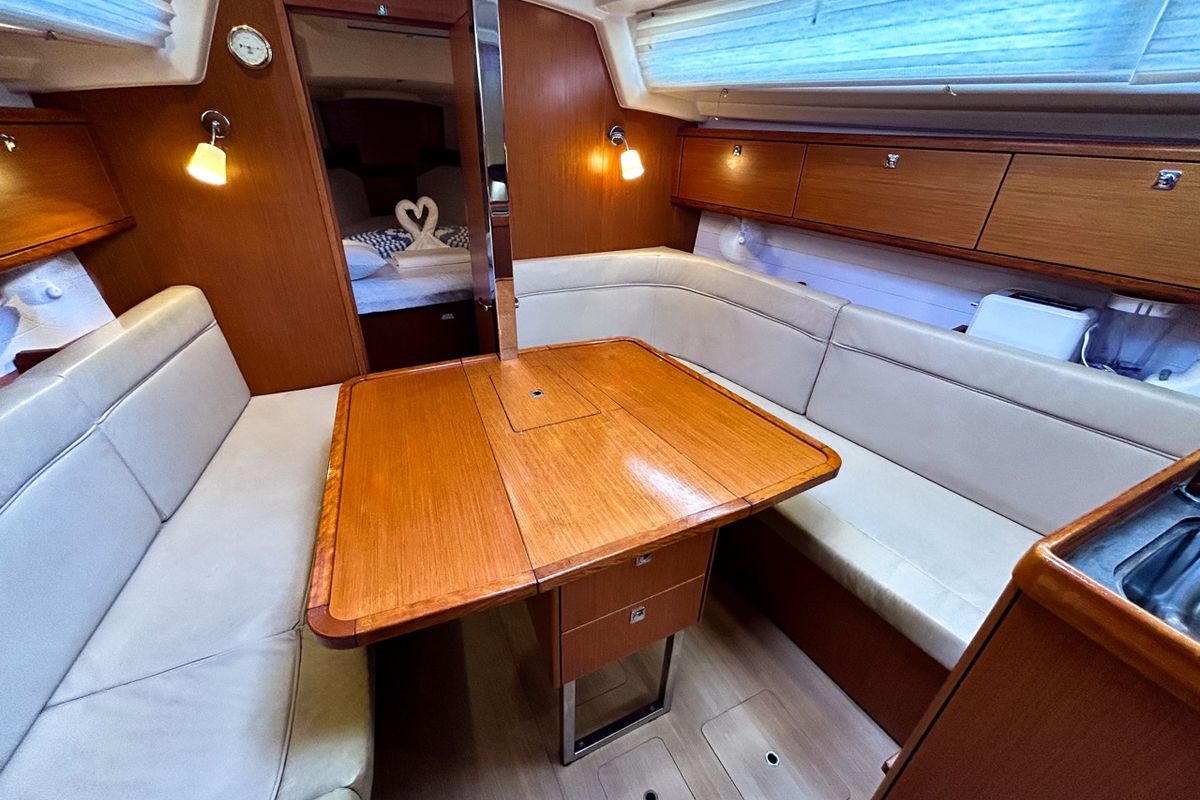 Salon of Maverick , a Bavaria 34 sailboat at Road Town, British Virgin Islands