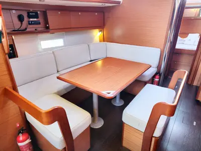 Salon of Calando, a Dufour 430 GL sailboat at Grad Kaštela, Croatia
