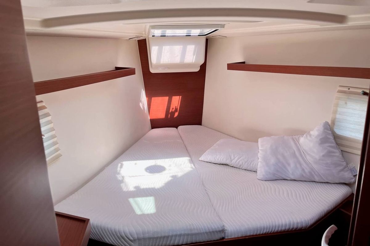 Cabin on Shrimp, a Hanse Yachts Hanse 418 sailboat at Lavreotiki Municipal Unit, Greece
