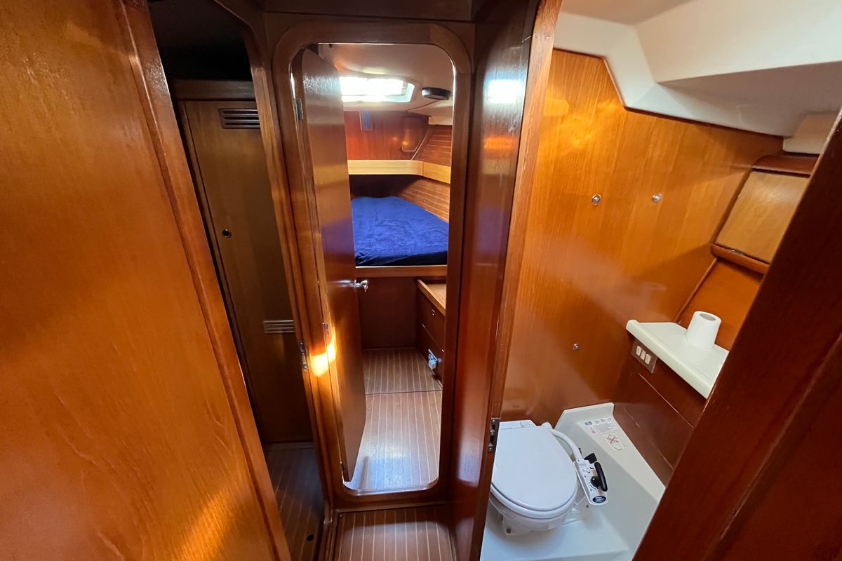 Salon of Classic, a Grand Soleil 45 sailboat at Palamós, Spain