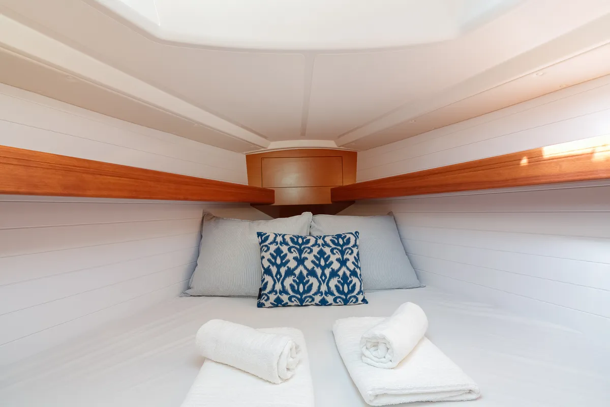 Cabin on FIX, a Bavaria 34 sailboat at Baiona, Spain