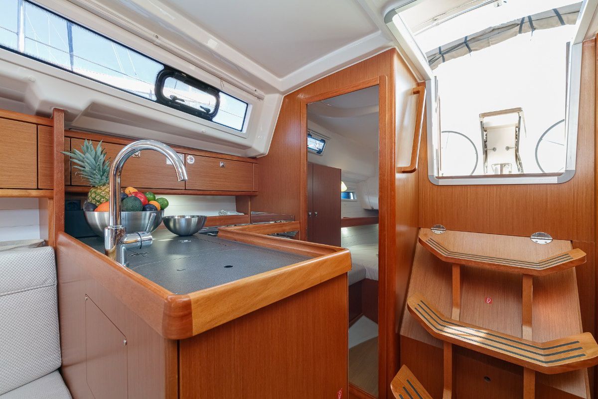Galley of FIX, a Bavaria 34 sailboat at Baiona, Spain