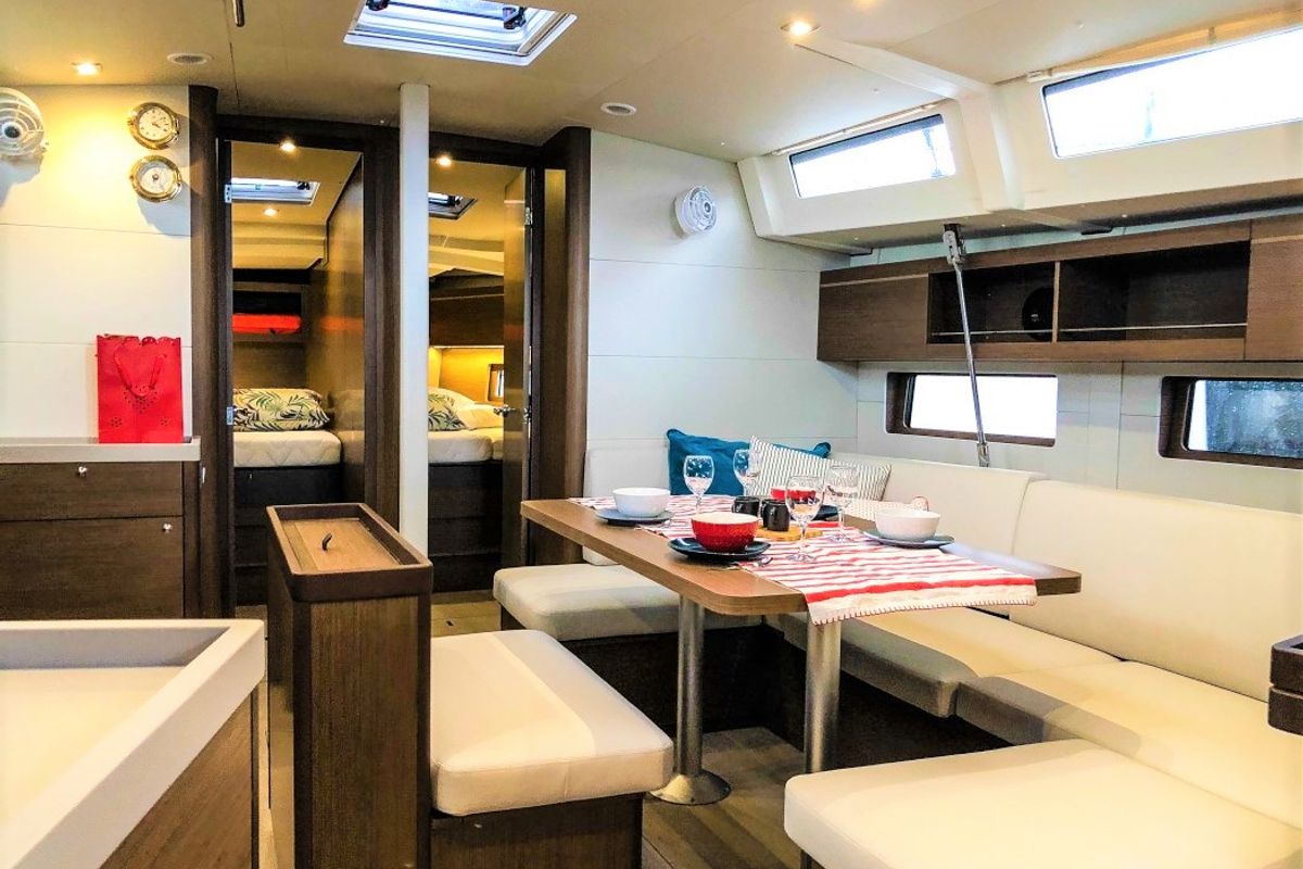 Salon of Andiamo, a Beneteau Oceanis 46.1 sailboat at Athens, Greece