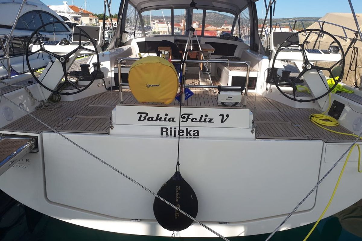 Cockpit of Bahia Feliz V, a Dufour Exclusive 63 sailboat at Primošten, Croatia