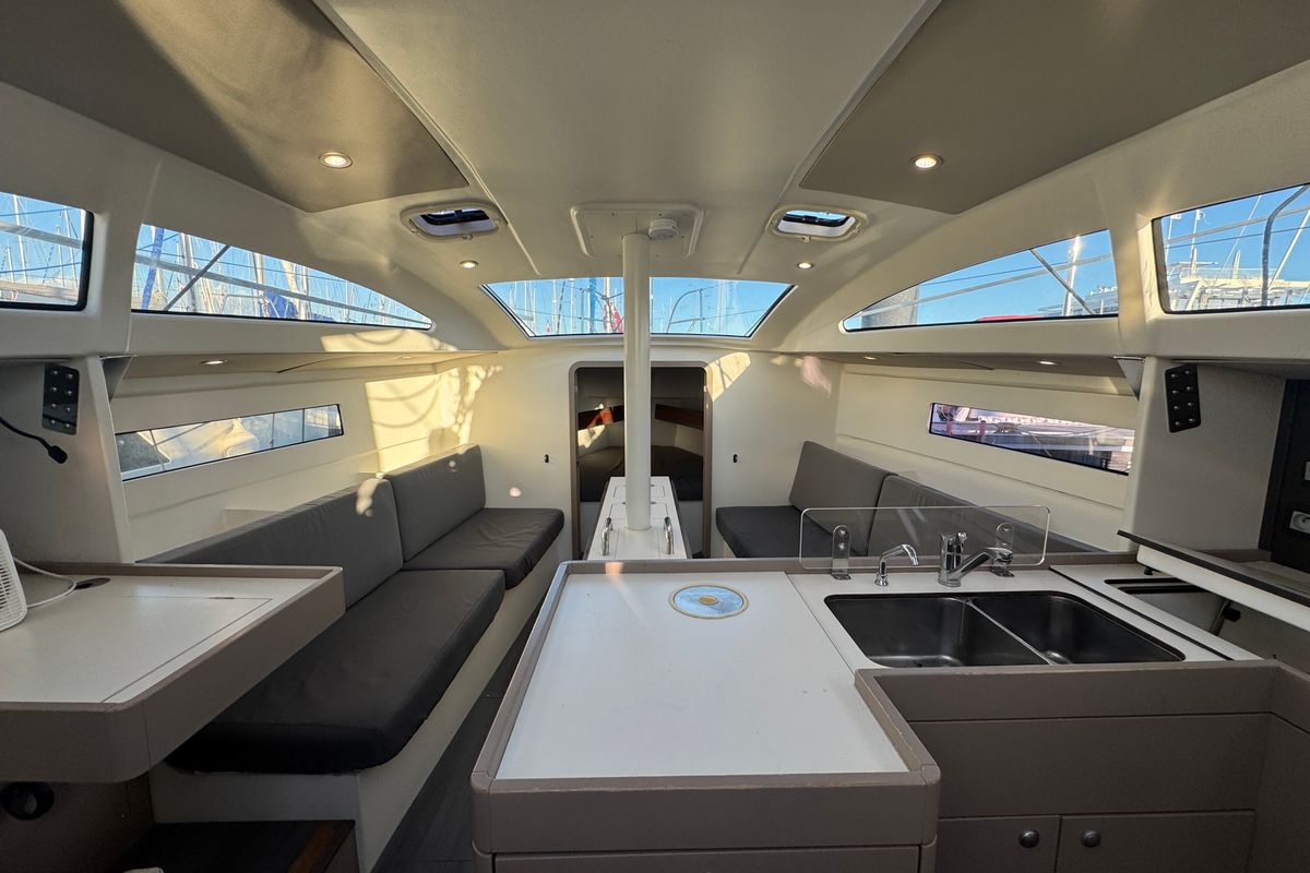 Salon of Xavier, a RM Yachts RM 1070 sailboat at La Rochelle, France