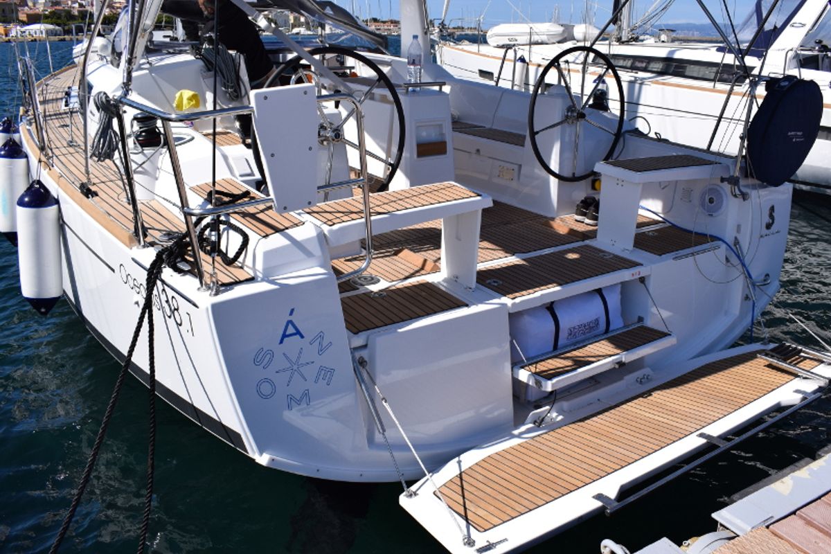 Cockpit of Ánemos, a Beneteau Oceanis 38 sailboat at U Pàize/Carloforte, Italy