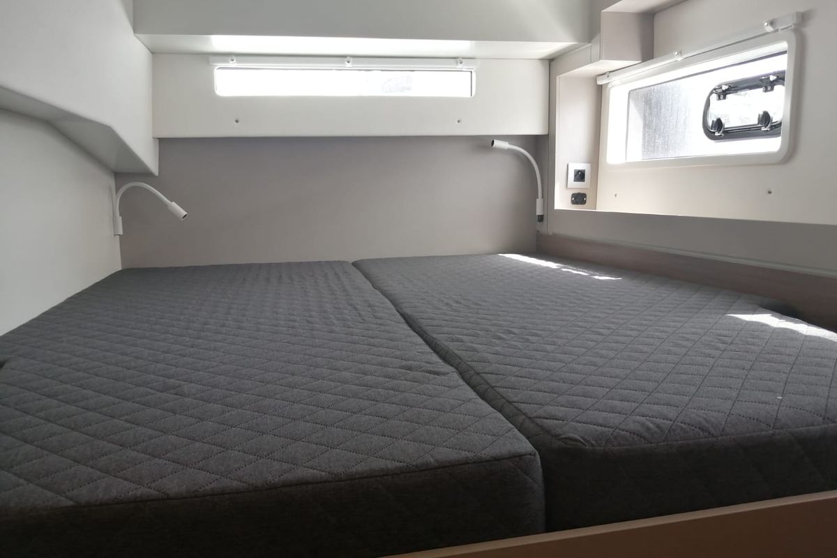 Cabin on Arveskida II, a Bali 4.2 catamaran at Figari/Golfo Aranci, Italy