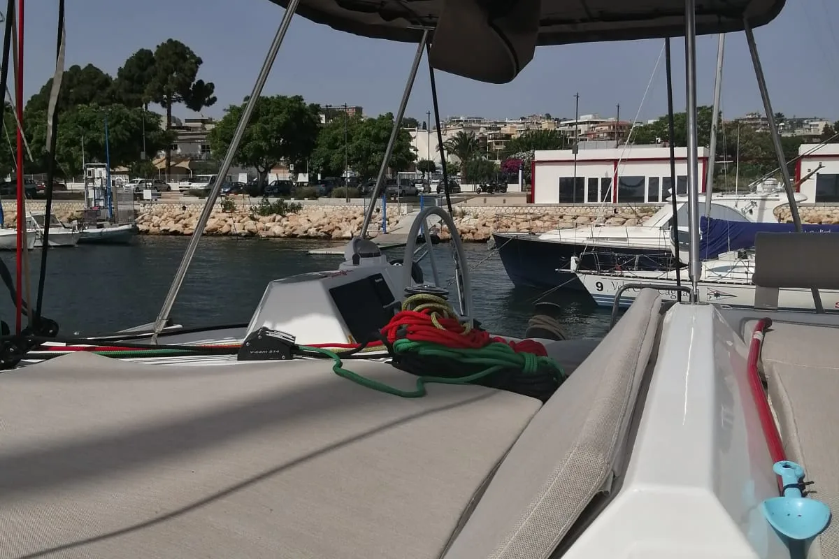 Deck of Arveskida II, a Bali 4.2 catamaran at Figari/Golfo Aranci, Italy