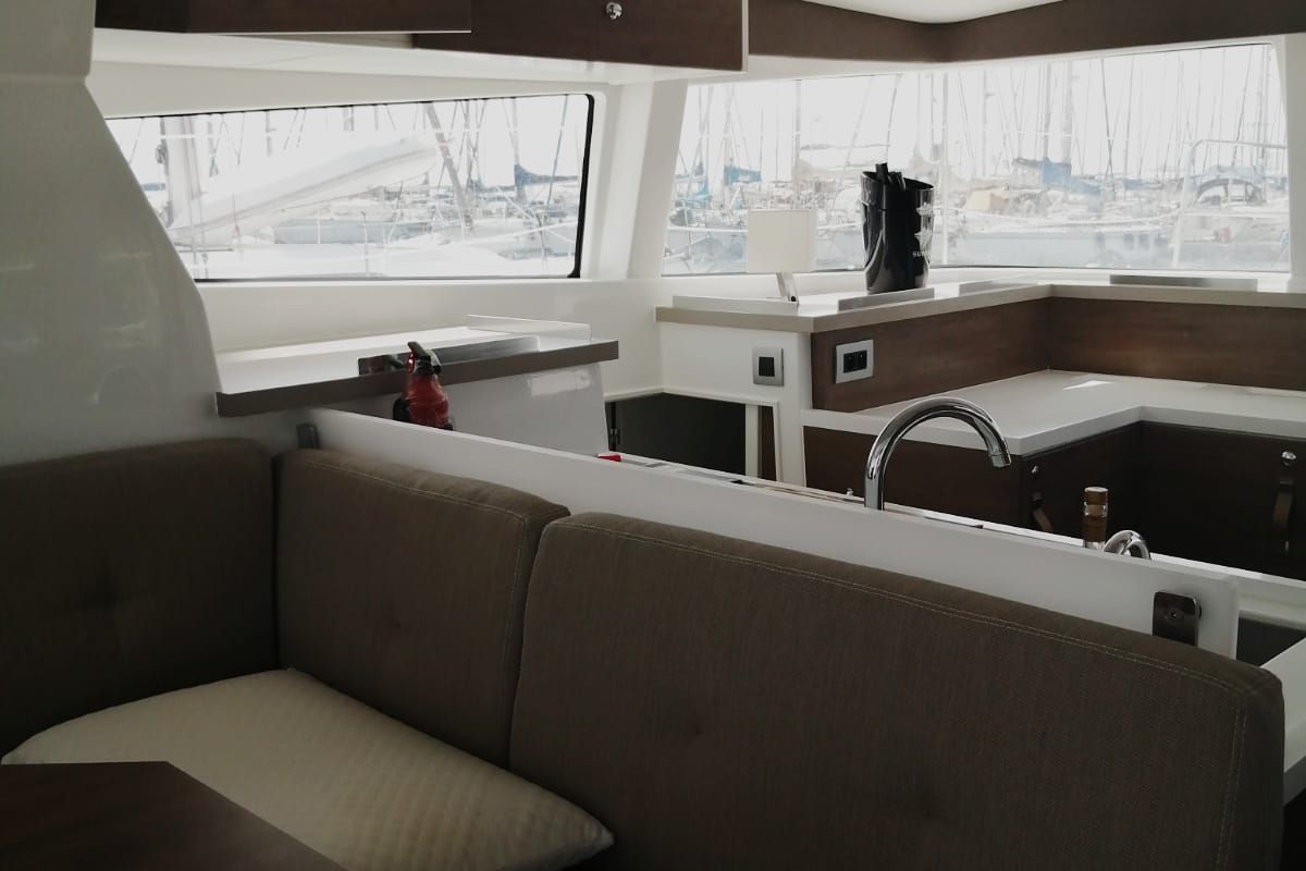 Salon of Arveskida II, a Bali 4.2 catamaran at Figari/Golfo Aranci, Italy