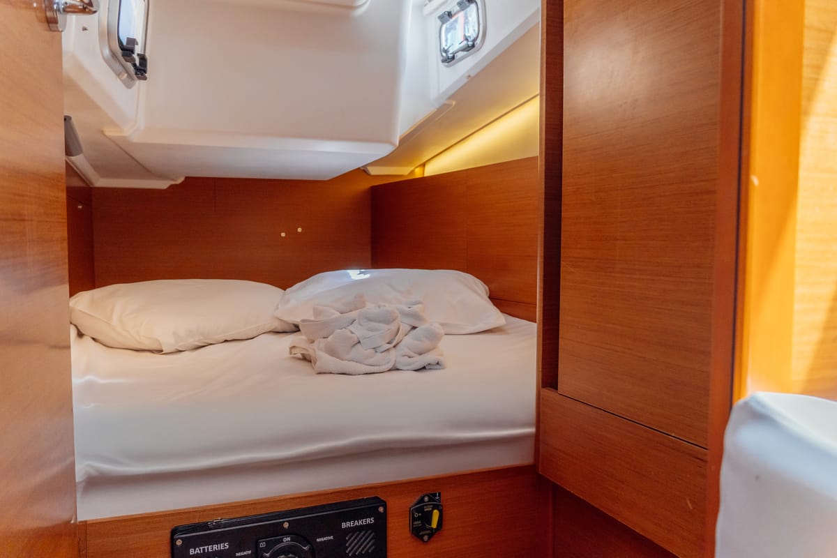 Cabin on Anassa, a Jeanneau Sun Odyssey 410 sailboat at Kos, Greece