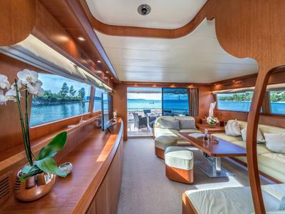 Salon of Jantar, a Maiora - Fipa Group Maiora 20S yacht at Split, Croatia