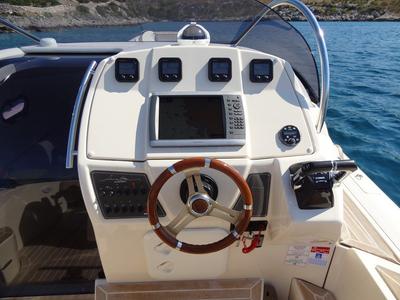 Cockpit of Marco, a MAR-CO e-motion 32 motorboat at Primošten, Croatia