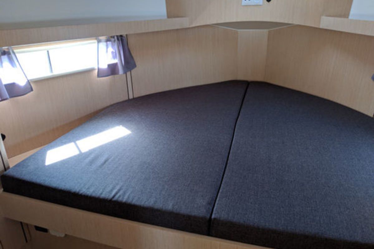Cabin on Tofino, a Futura Yachts Futura 36 yacht at Kukljica, Croatia