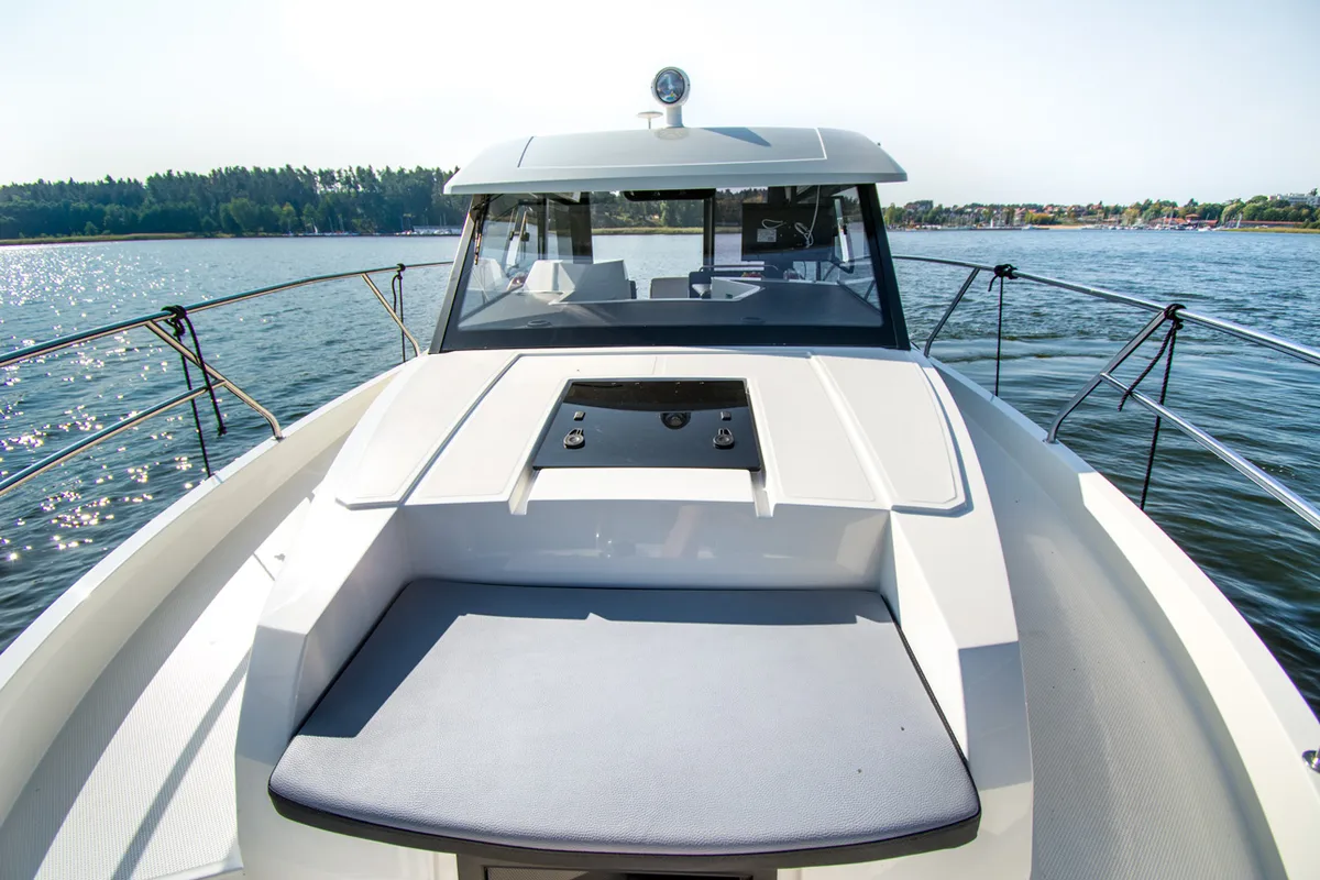 Deck of Balt 918 - 2 cab. SAUNA, a Balt 918 Titanium motorboat at Wilkasy, Poland