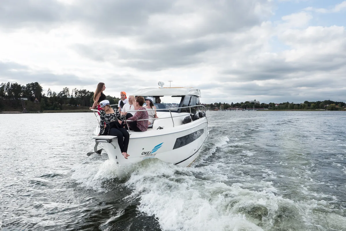 Exterior view of Balt 918 - 2 cab. SAUNA, a Balt 918 Titanium motorboat at Wilkasy, Poland