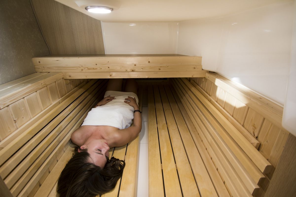 Cabin on Balt 918 - 2 cab. SAUNA, a Balt 918 Titanium motorboat at Wilkasy, Poland