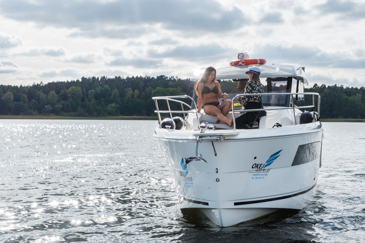 Exterior view of Balt 918 - 2 cab. SAUNA, a Balt 918 Titanium motorboat at Wilkasy, Poland