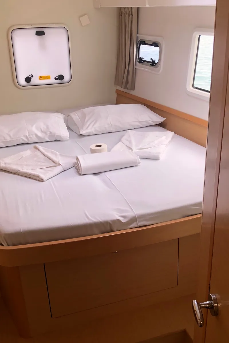 Cabin on Oscar VI, a Lagoon 42 catamaran at Alameda, United States