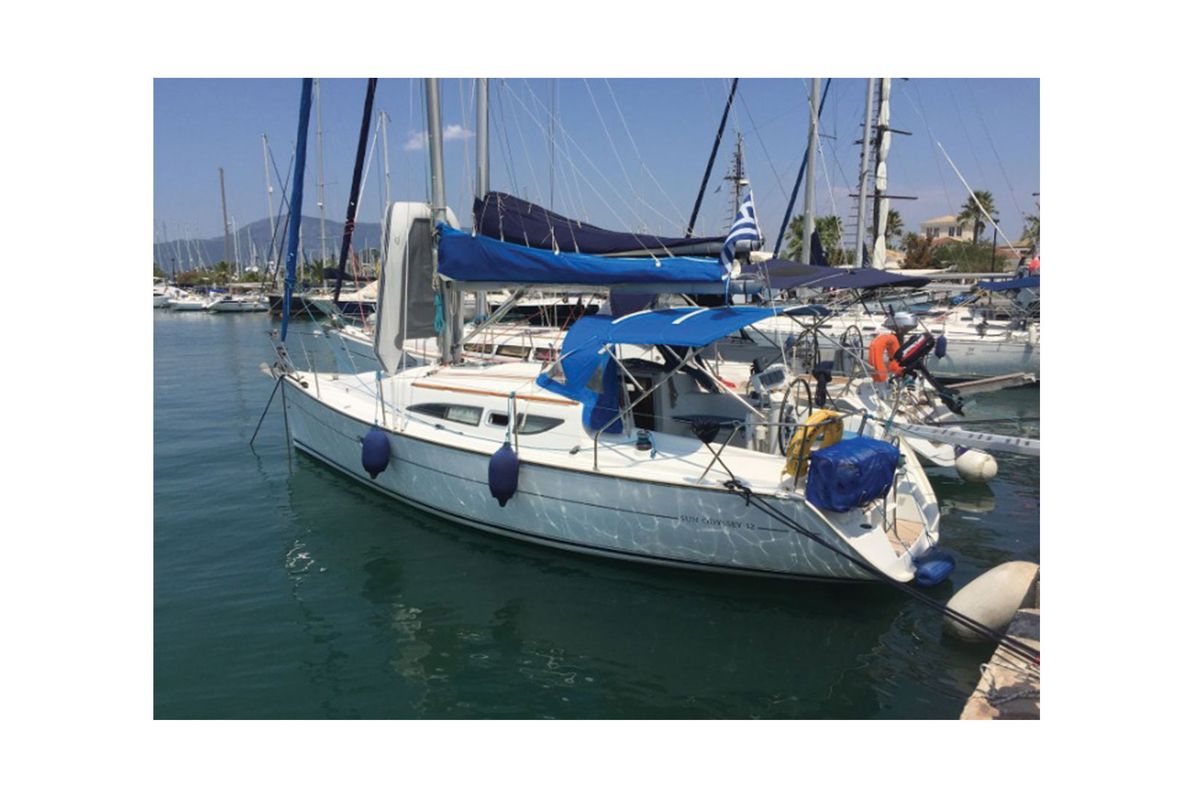 Exterior view of Iason, a Jeanneau Sun Odyssey 32 sailboat at Kontokali, Greece