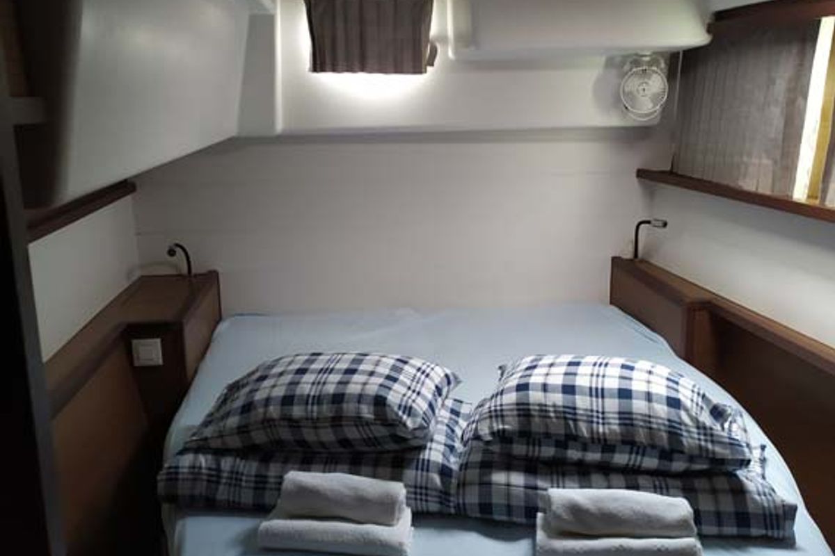 Cabin on Twin Elli, a Lagoon 450 S catamaran at Grad Trogir, Croatia