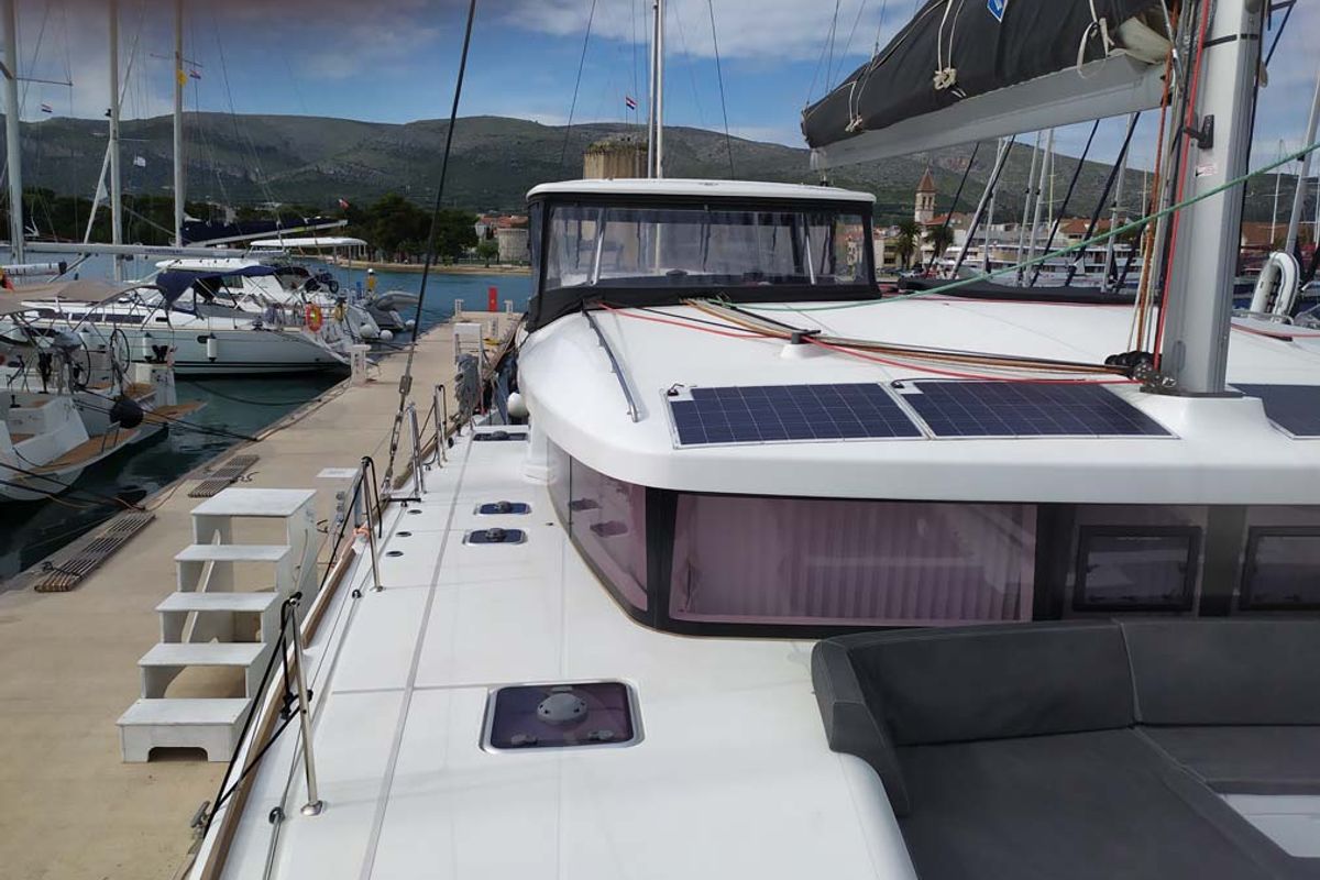 Deck of Twin Elli, a Lagoon 450 S catamaran at Grad Trogir, Croatia