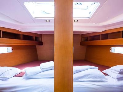 Cabin on Kos 469.1, a Jeanneau Sun Odyssey 469 sailboat at Municipal Unit of Lefkada, Greece