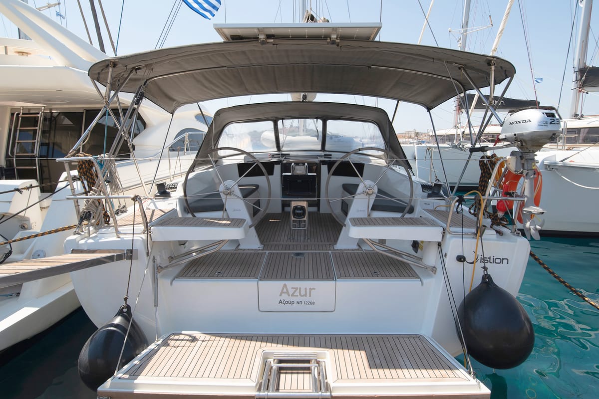 Salon of Azur, a Hanse Yachts Hanse 418 sailboat at Lavreotiki Municipal Unit, Greece