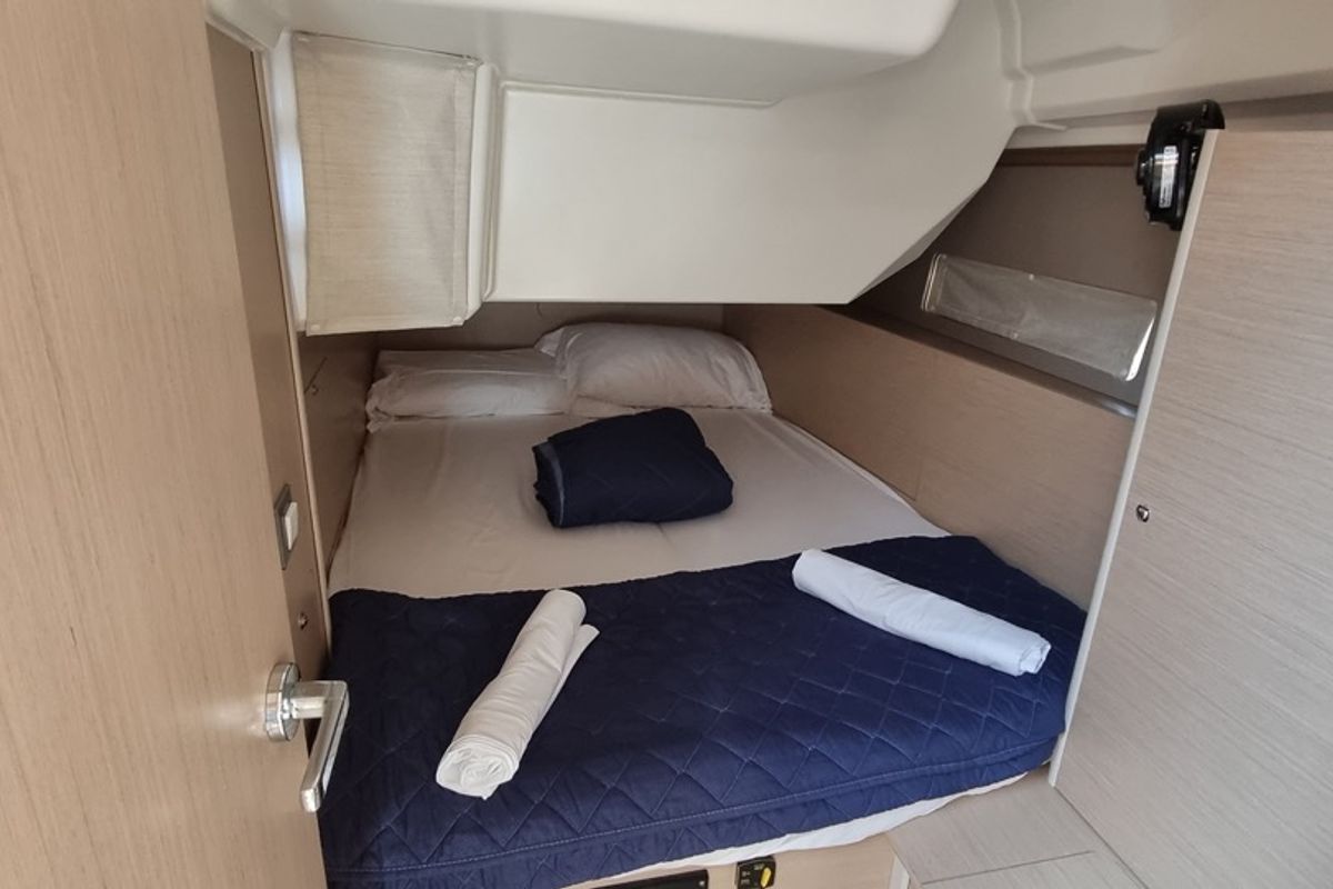 Cabin on Leo, a Beneteau Oceanis 40.1 sailboat at Olbia, Italy