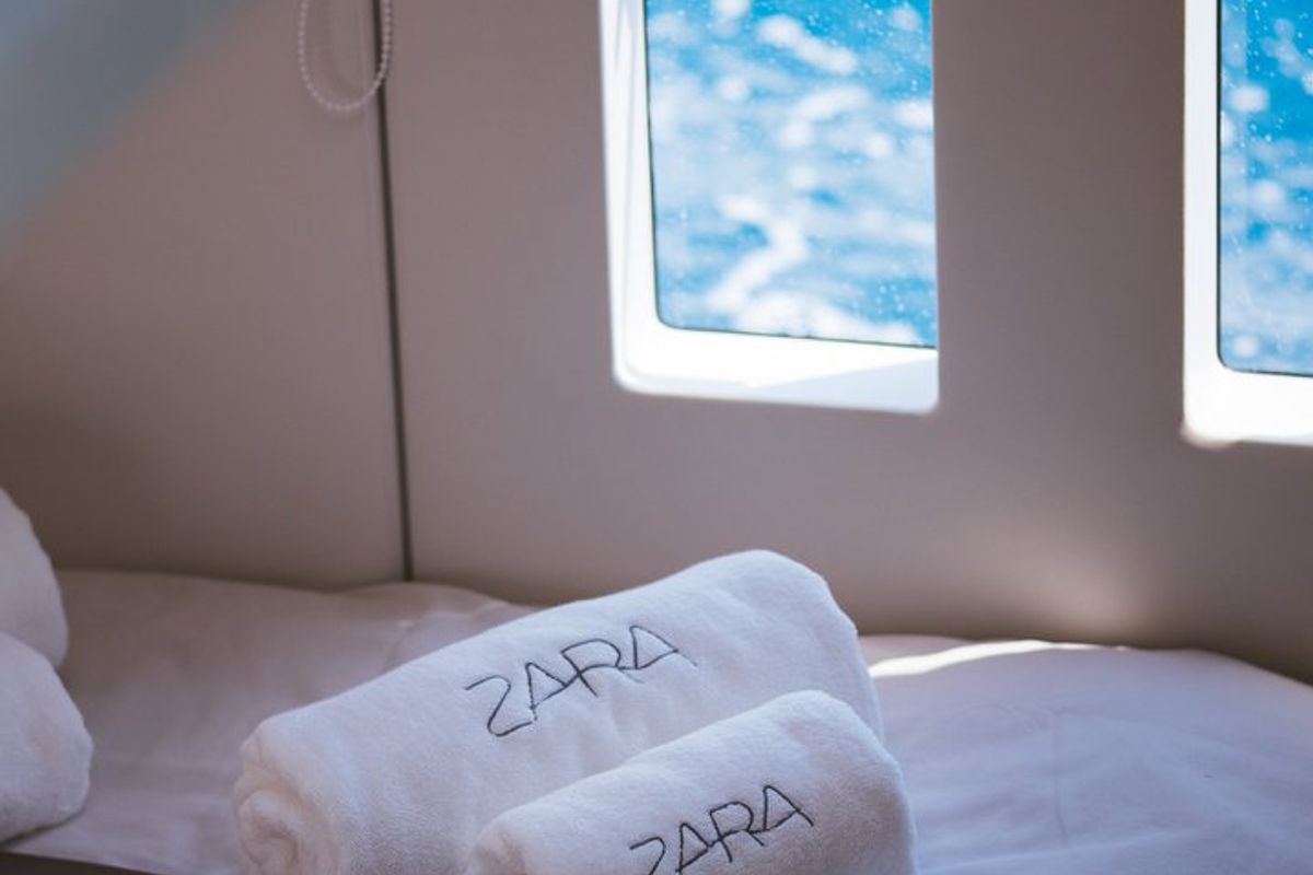 Cabin on Zara, a Sunreef Yachts Sunreef 50 catamaran at Grad Kaštela, Croatia