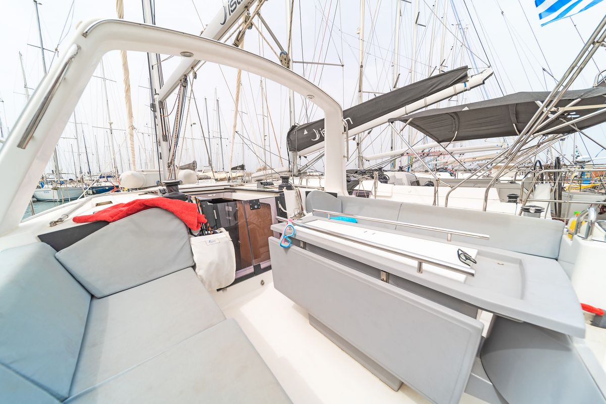 Deck of Huschel II, a Beneteau Oceanis 41 sailboat at Kos, Greece