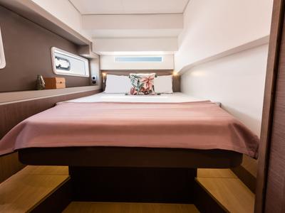 Cabin on Zinfandel, a Bali 4.2 catamaran at Pirovac, Croatia