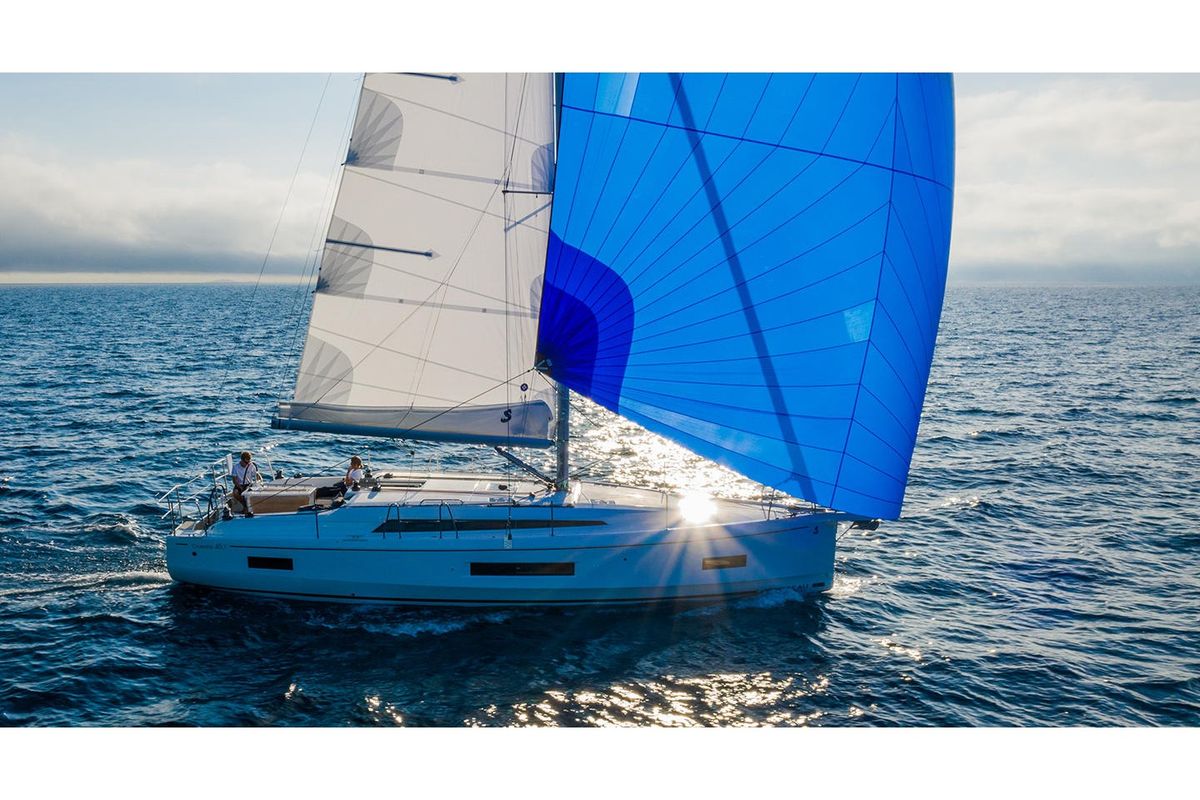 Exterior view of Oneiros - Comfort line, a Beneteau Oceanis 40.1 sailboat at Olbia, Italy