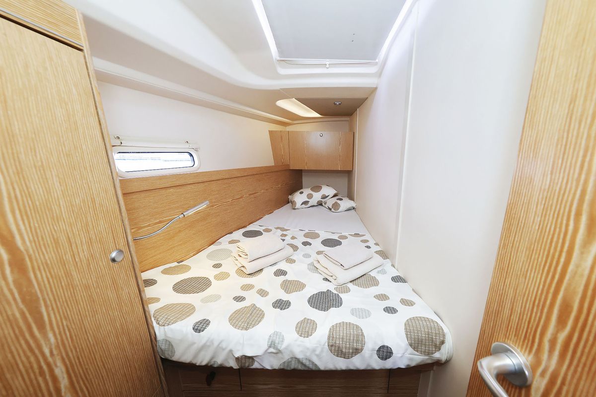 Cabin on Seaway, a Hanse Yachts Hanse 455 sailboat at Grad Biograd na Moru, Croatia